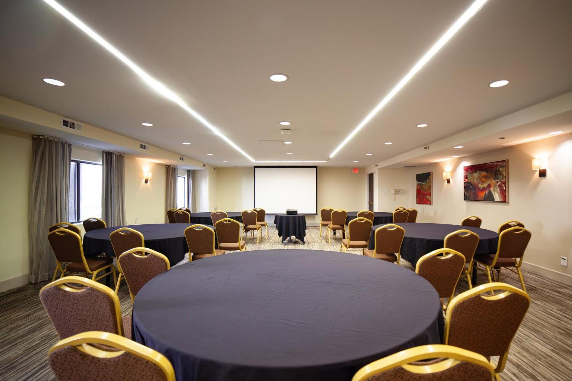 Holiday Inn Irving Las Colinas By Ihg Exterior foto