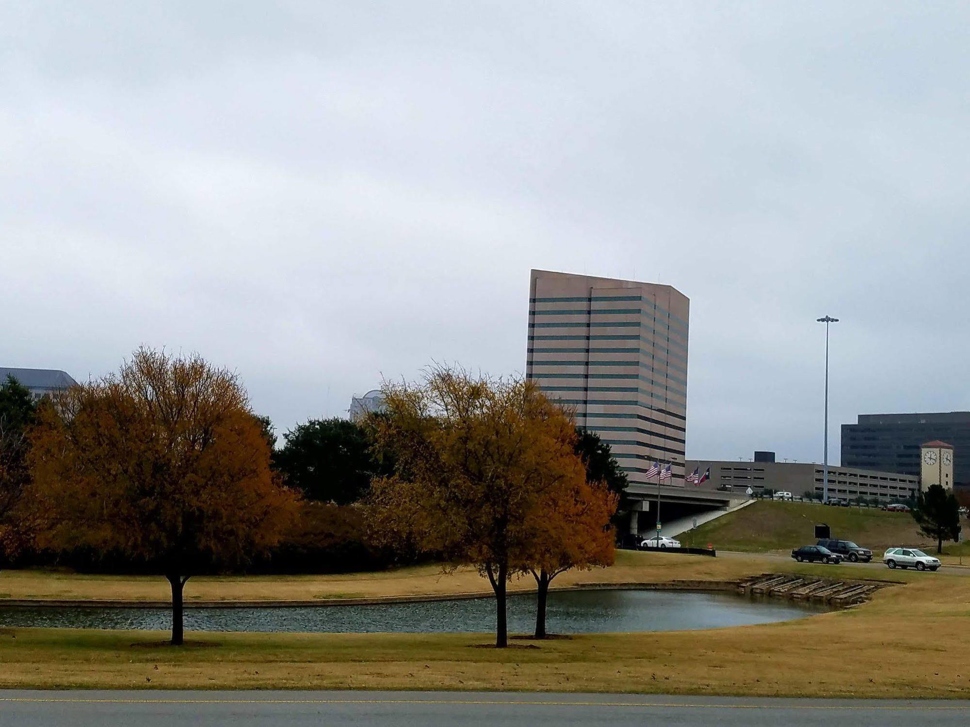 Holiday Inn Irving Las Colinas By Ihg Exterior foto