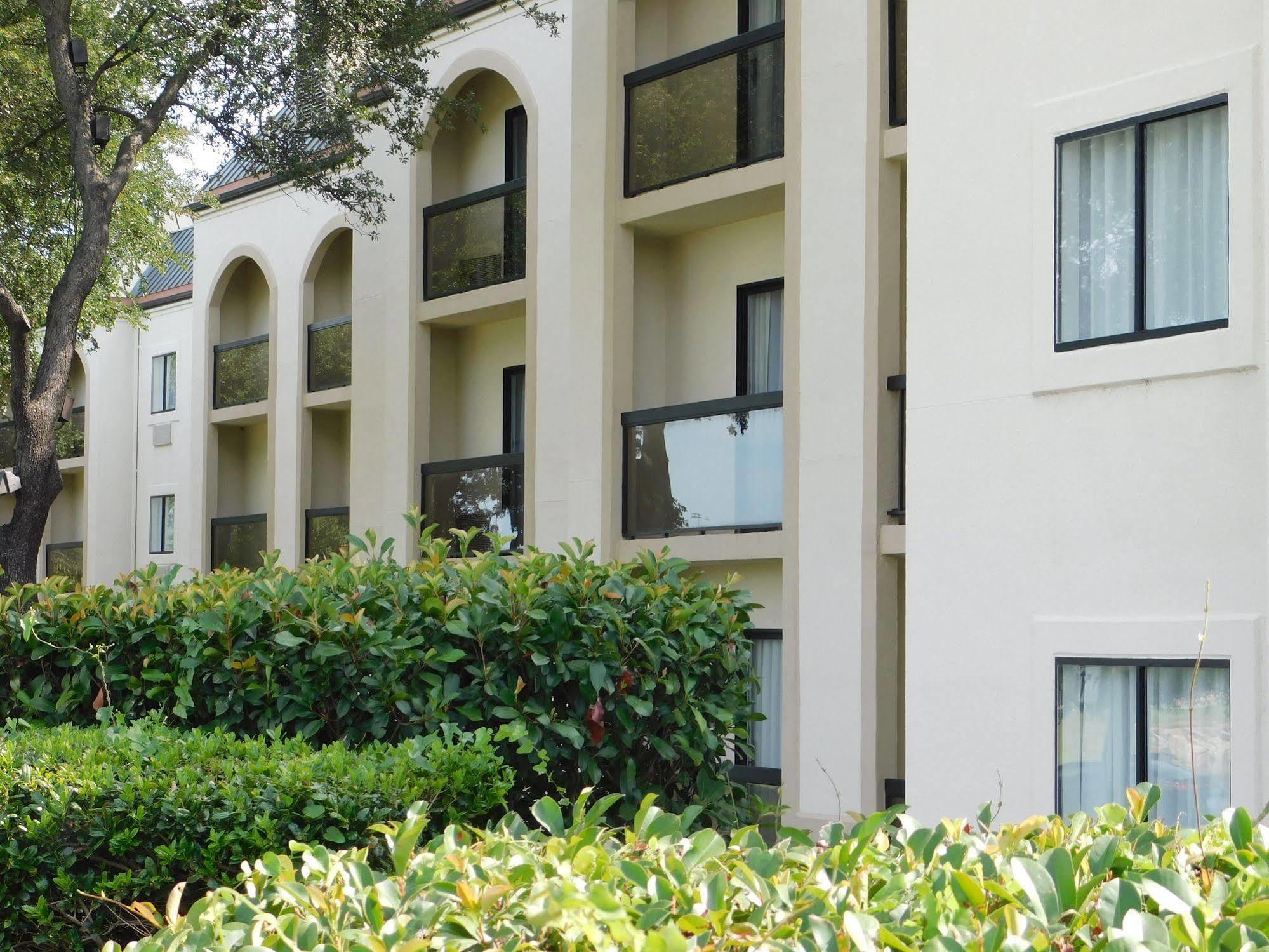 Holiday Inn Irving Las Colinas By Ihg Exterior foto