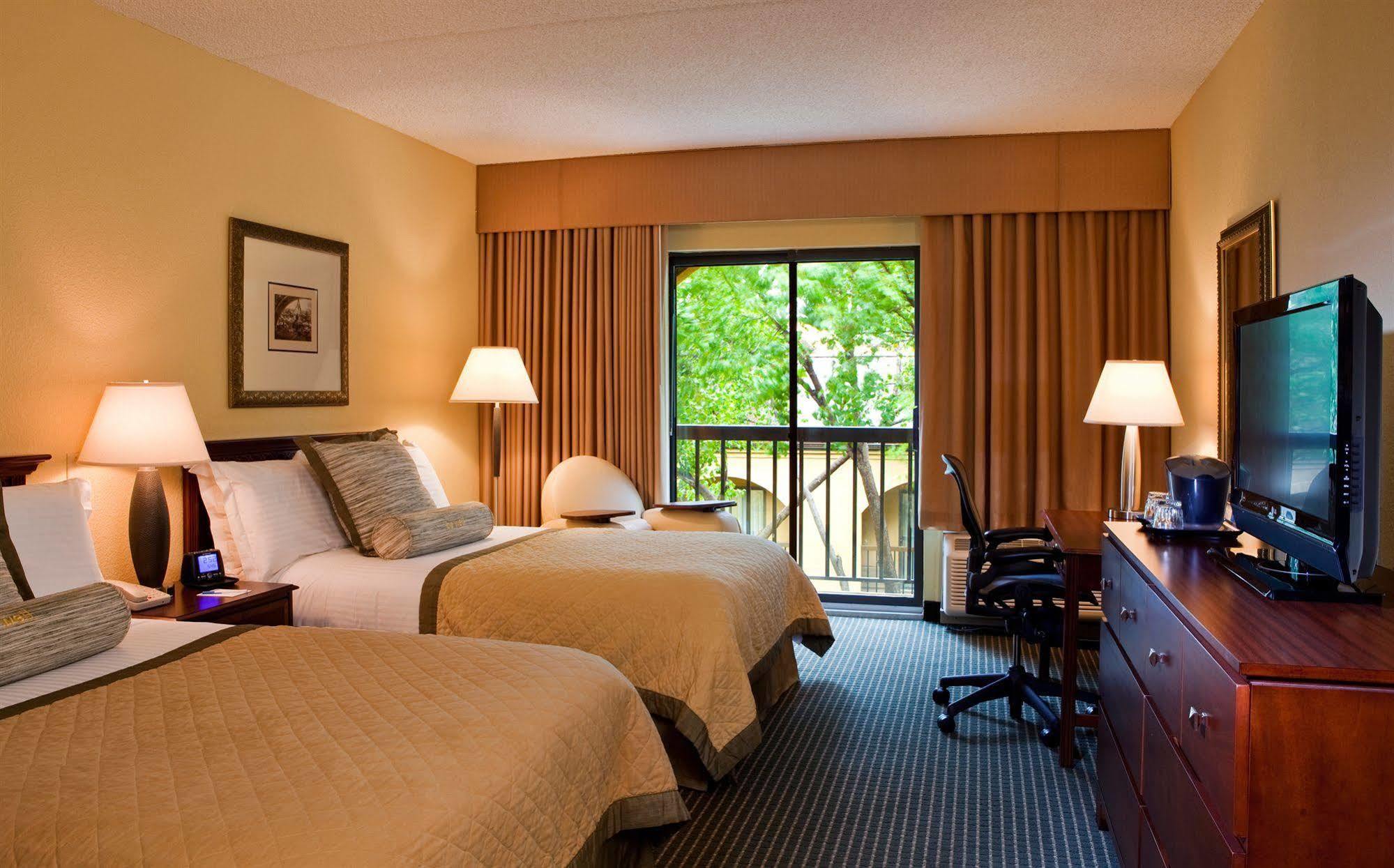 Holiday Inn Irving Las Colinas By Ihg Exterior foto