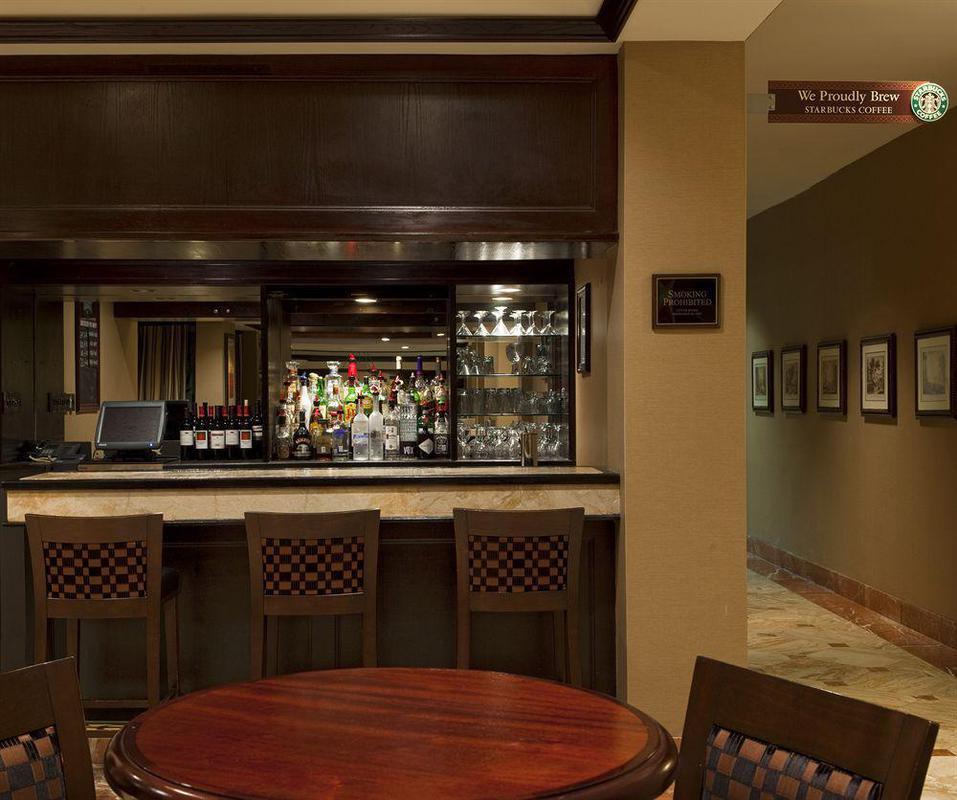 Holiday Inn Irving Las Colinas By Ihg Restaurante foto